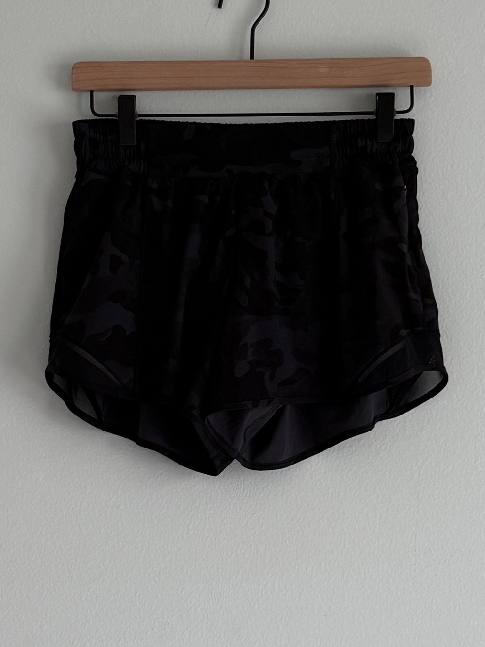 Lululemon Hotty Hot Black Shorts